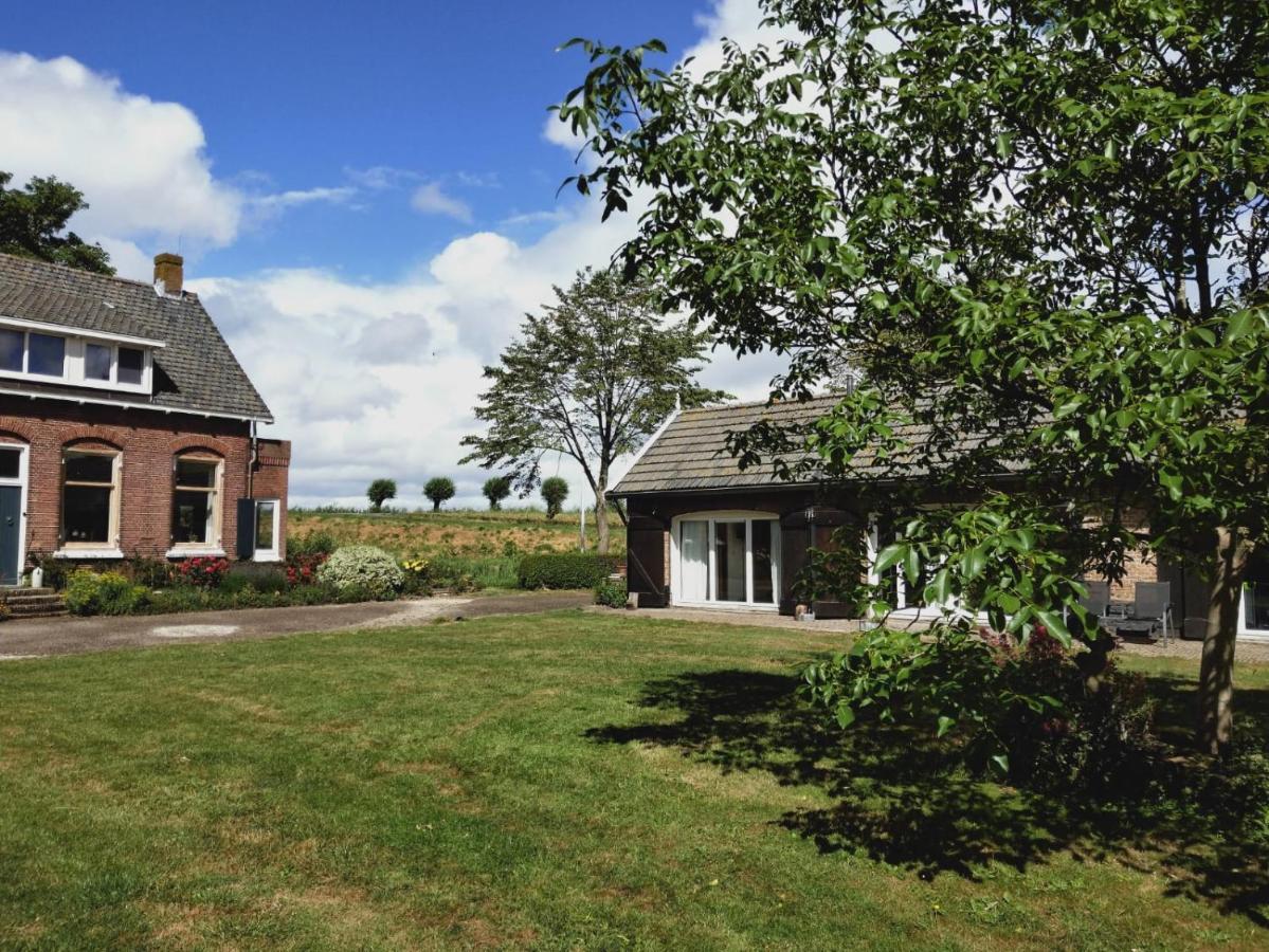 Hofstede 's Gravenhoek Bed & Breakfast *