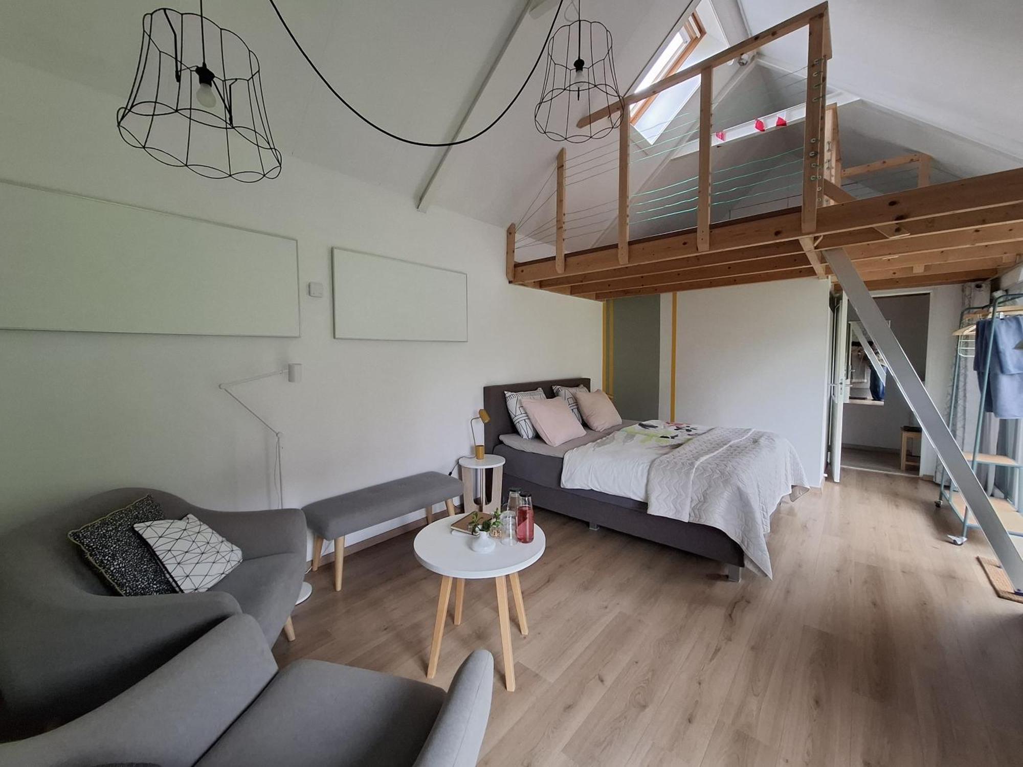 Hofstede 's Gravenhoek Bed & Breakfast