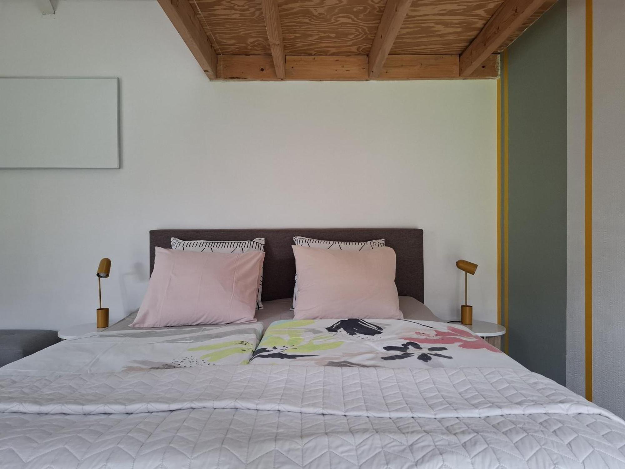 Hofstede 's Gravenhoek Bed & Breakfast *